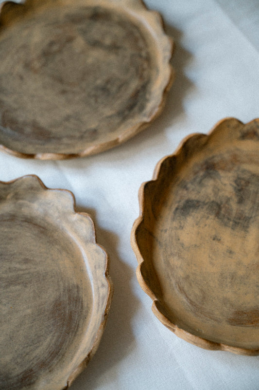 Wave plate M in marble