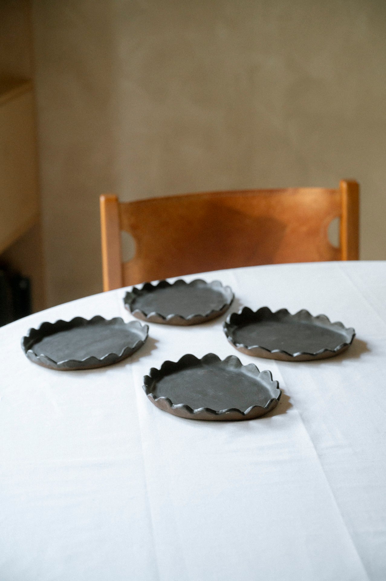 Wave plate M in matte black